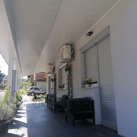 Guest House Mylan Licko Petrovo Selo Luaran gambar