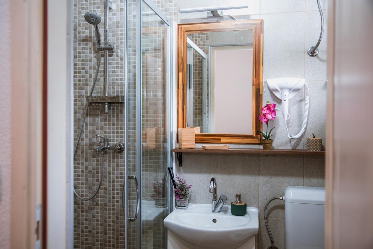 Guest House Mylan Licko Petrovo Selo Luaran gambar