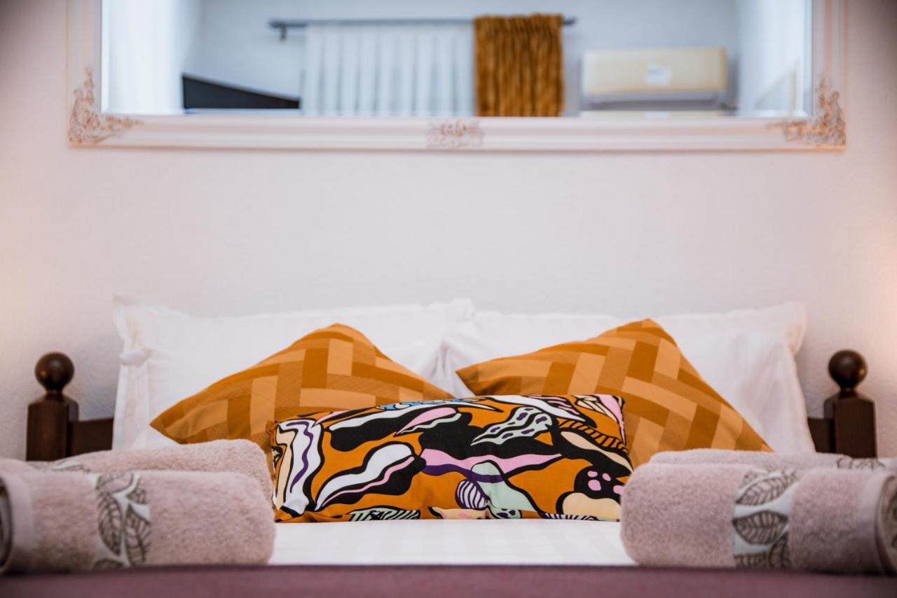 Guest House Mylan Licko Petrovo Selo Luaran gambar