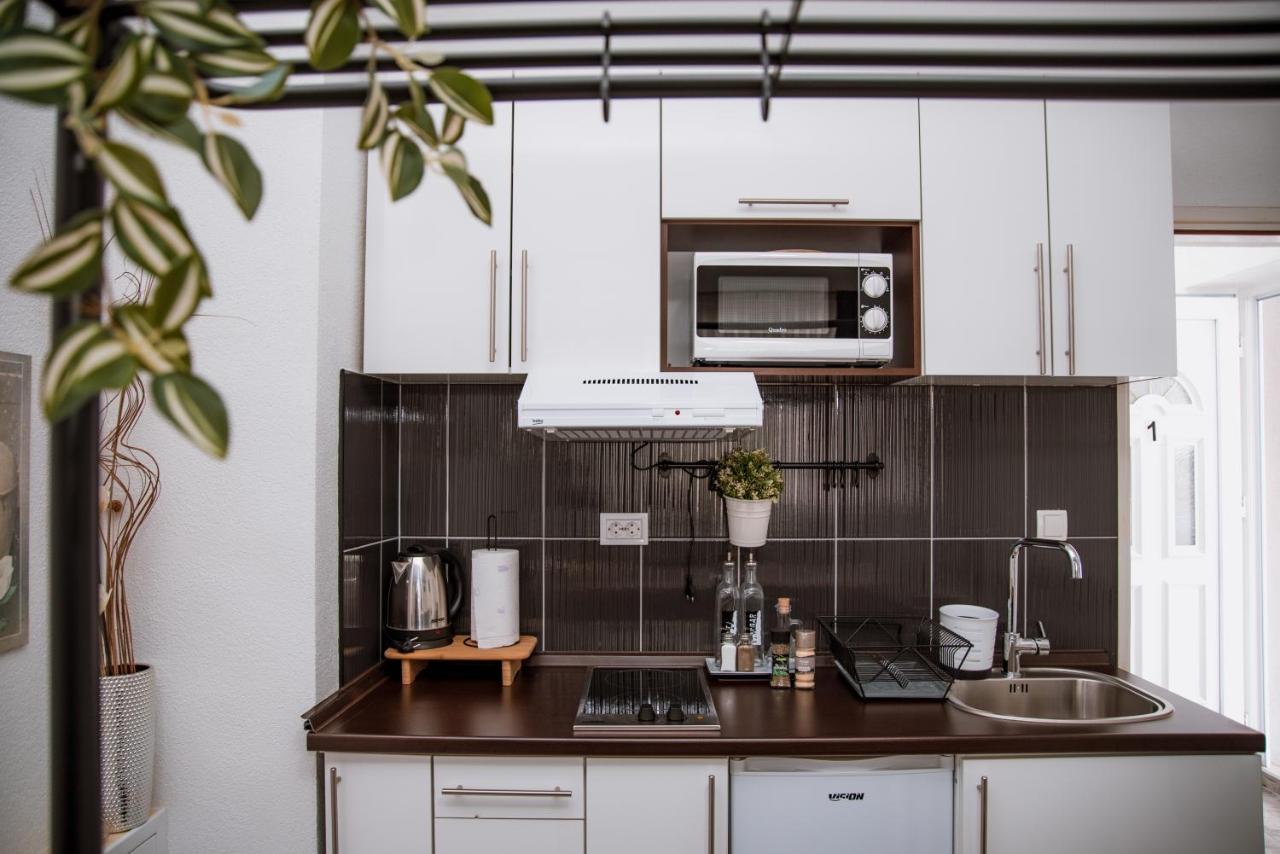 Guest House Mylan Licko Petrovo Selo Luaran gambar